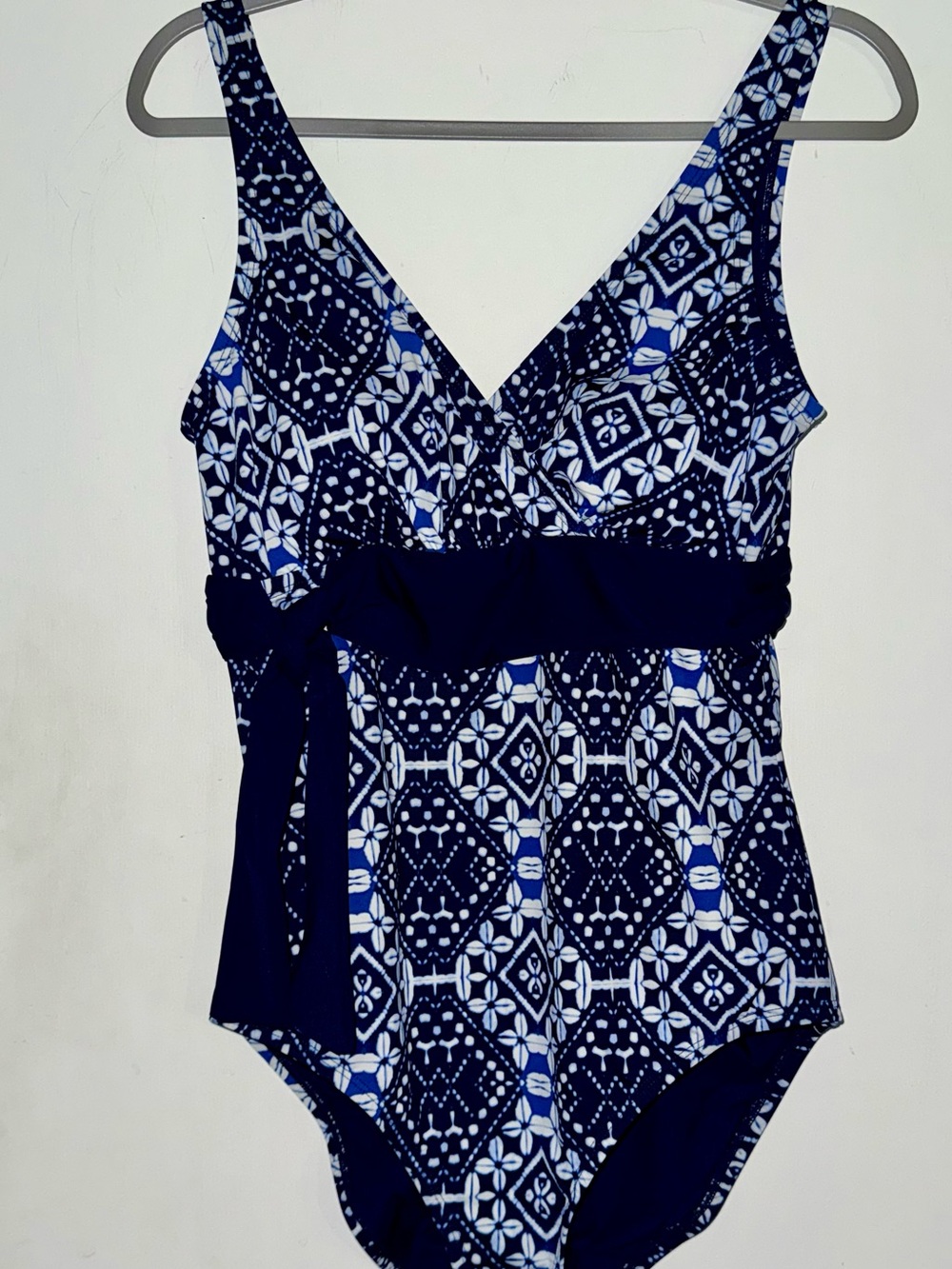 Tommy Bahama Island Sculpt Swimsuit Tummy Control One Piece Size 12 * Women’s